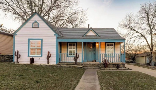 Vintage Rodeo style home in historic Downtown Weatherford TX.