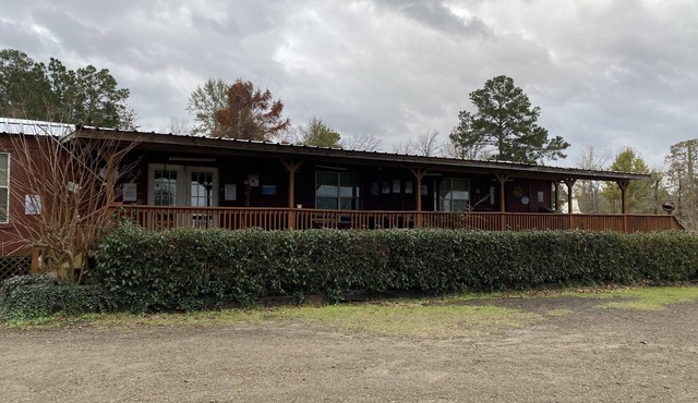 Waterfront 2 bedroom home- South Toledo Bend