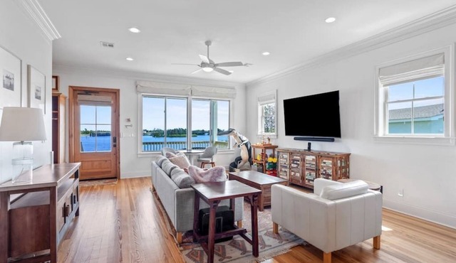 Waterfront 4 Bedroom Home