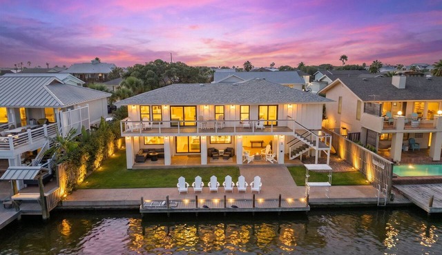Waterfront Canal Home w/Private Dock |Sleeps 11