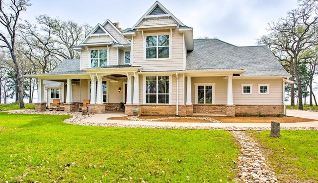 Waterfront Lake Tawakoni Home w/Fire Pit!