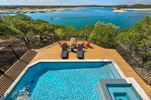 Waterfront - Pool - Hot Tub - Lake Views - Boat Dock