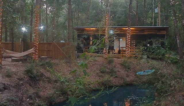 Waterfront Retreat - Fishing, BBQ & S`more in Grimes County