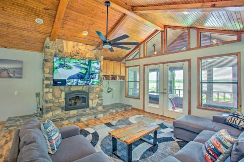 Waterfront Yantis Retreat w/Deck & Zipline!