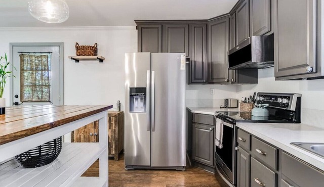Way of Wisdom · Modern design small town charmer w/fast wifi