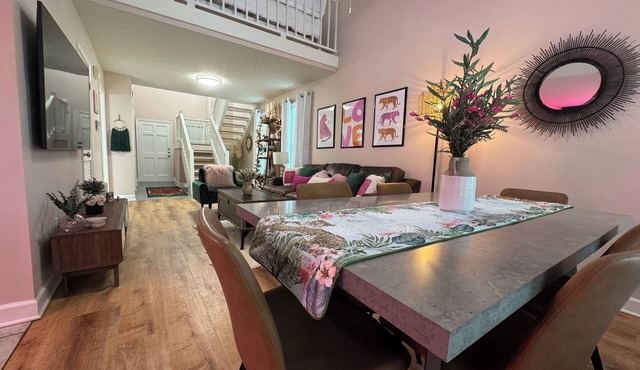 Welcome to Tiger Townhome!