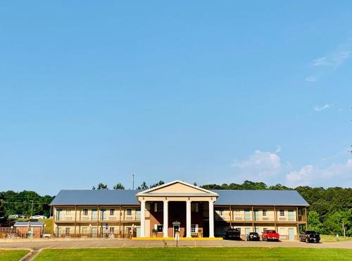Weston Inn & Suites