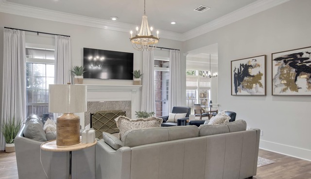 Whether you need a quick weekend getaway or an extended stay, this home is you.