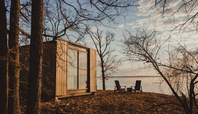 Wilding Hotels Tawakoni Lakefront Suite