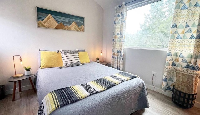 Wisdom Cabin @ 13 Acres - Yoga/Hike/Meditate