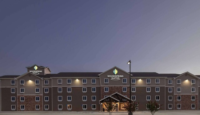 WoodSpring Suites Lafayette