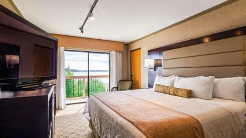 Beach Hotel 