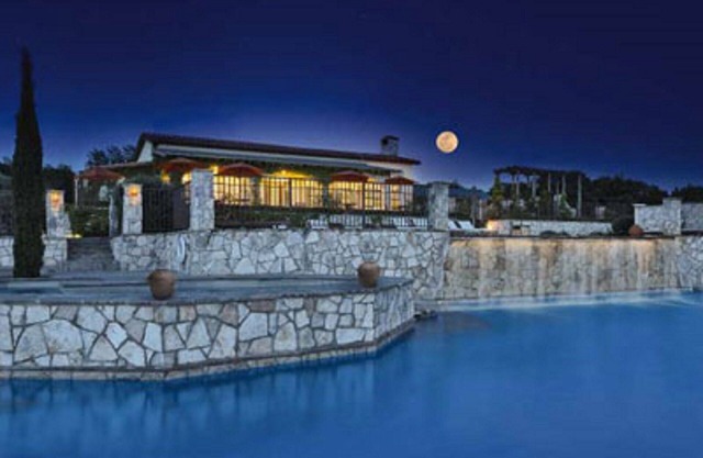 Kayak, Swim, your heart desires!