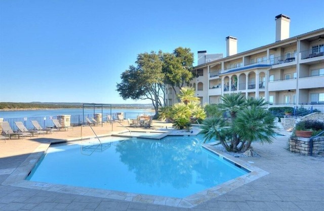 Villa 3208 - Fully Updated 2 Bedroom/2 Bath on Island - All Amenities