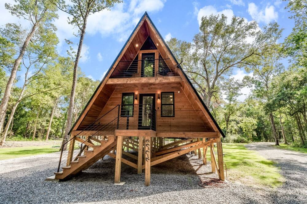 New Iberia Cabin | Modern A-Frame Cabin by Rip Van Winkle Gardens w/ Hot Tub & Fireplace!