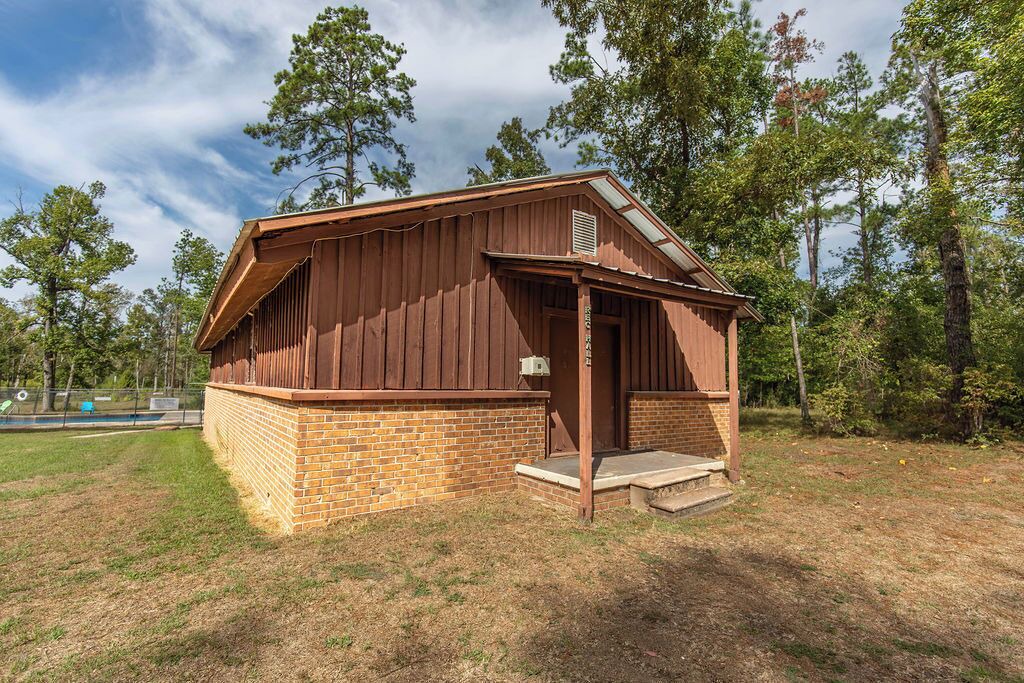 Dry Creek Cabin | Escape to Bundick Lake: Your Charming Cabin Retreat Awaits