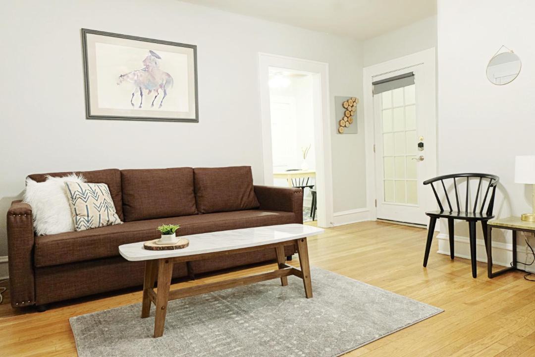 Lower Greenville Apartment | 1920s CITY RETREAT Studio Flat