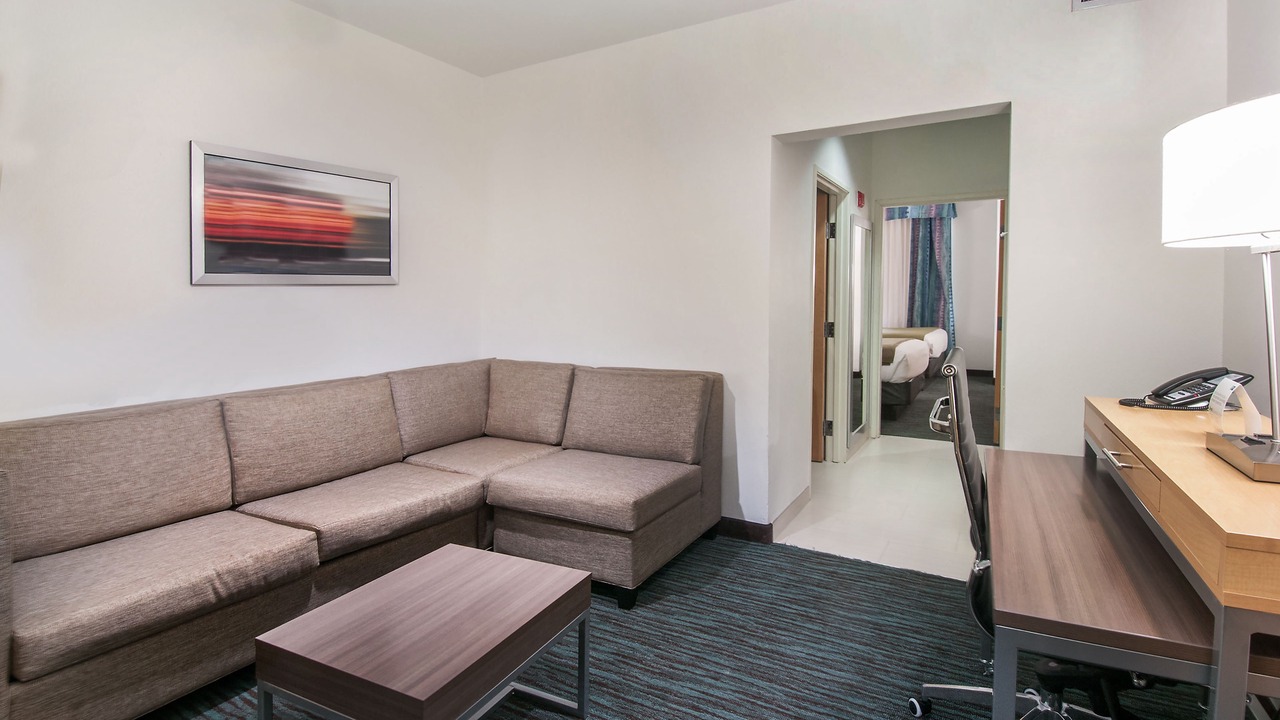 Photo of Livingroom in Near East Side
