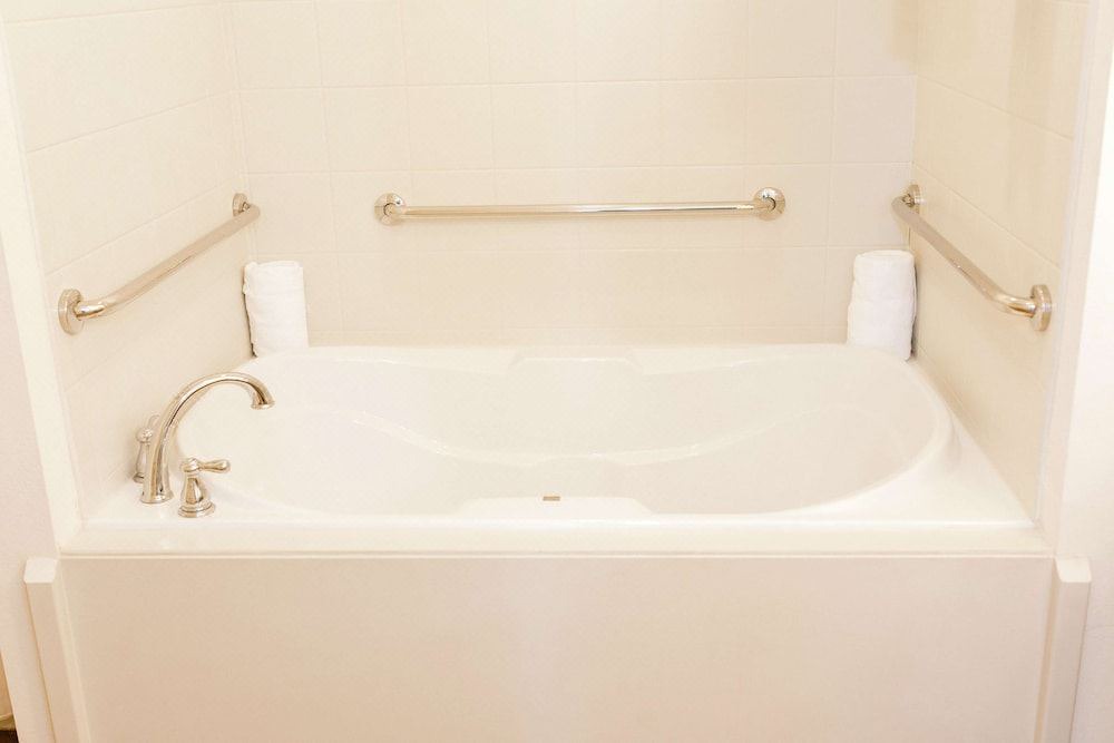 Photo of Bathroom in Pascagoula