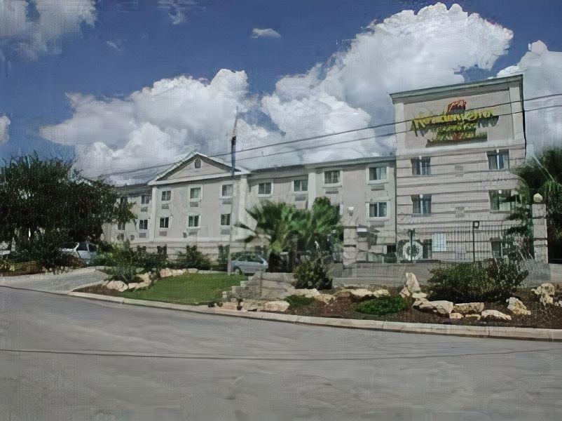Photo of Buildings in Hollywood Park