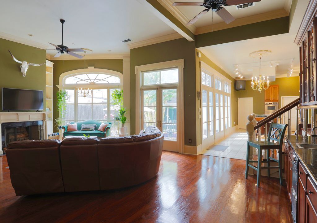 Photo of Livingroom in Garden District