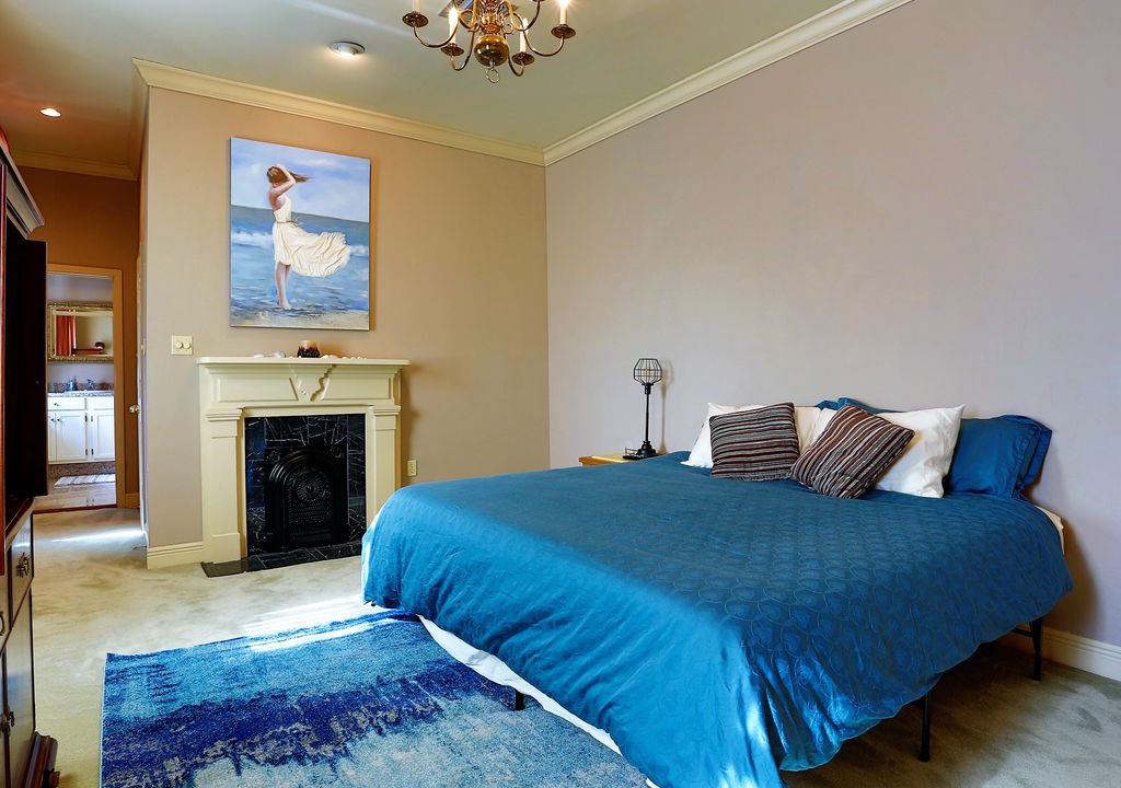 Photo of Bedroom in Garden District