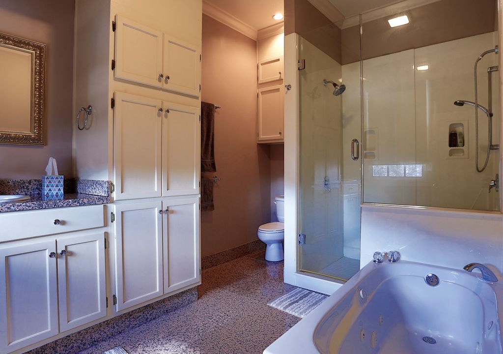 Photo of Kitchen in Garden District