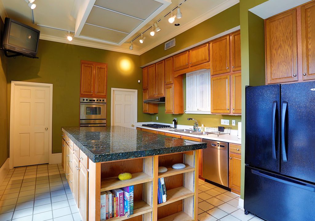 Photo of Kitchen in Garden District