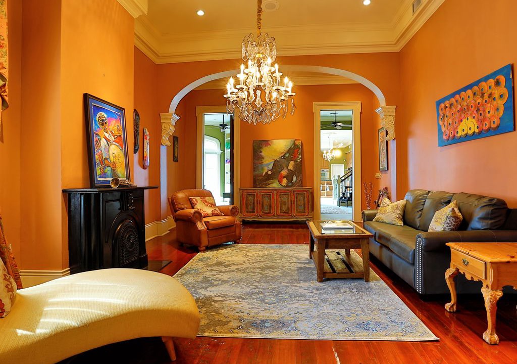 Photo of Livingroom in Garden District