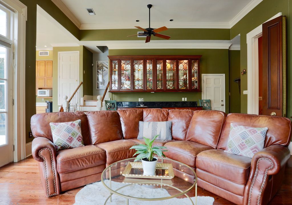 Photo of Livingroom in Garden District