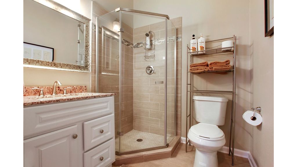 Photo of Bathroom in Faubourg Lafayette