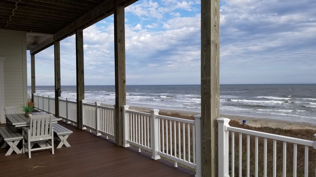Photo of Patio Balcony in Pirates Beach West