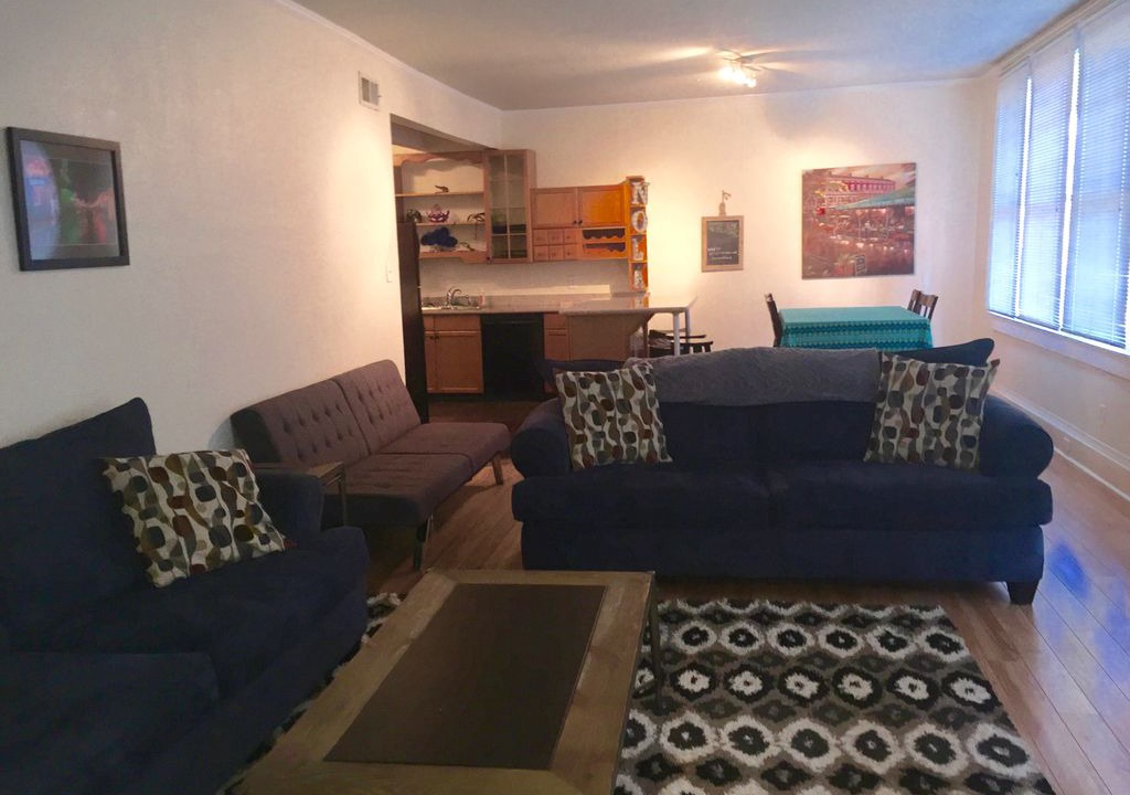 Photo of Livingroom in Garden District