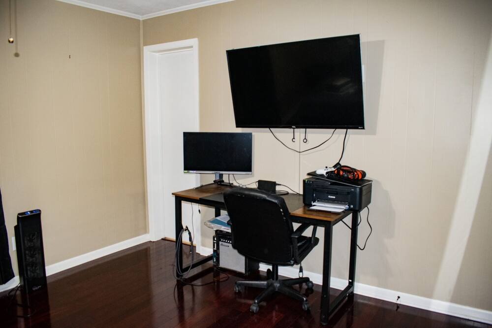 Photo of Bedroom in Breaux Bridge