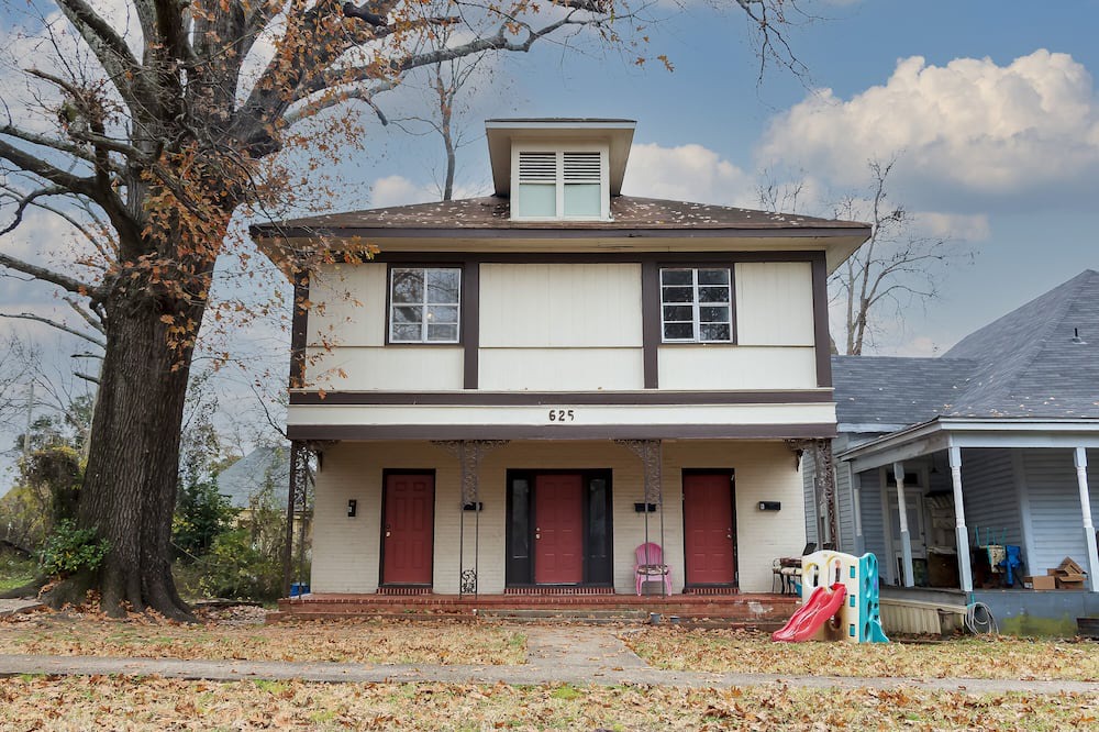 Photo of Outdoor in Highland Historic District