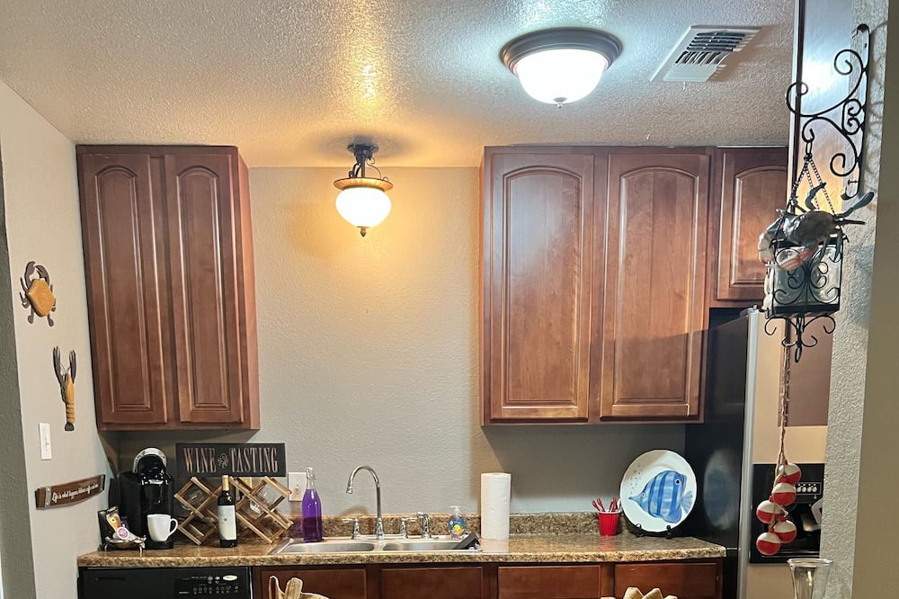Photo of Kitchen in Bridge City