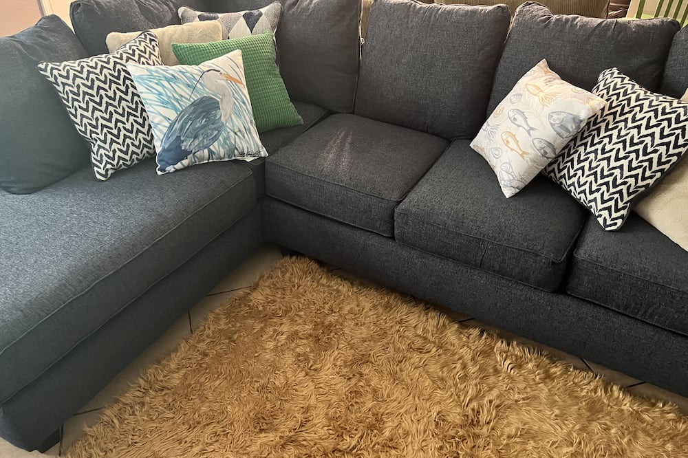 Photo of Livingroom in Bridge City