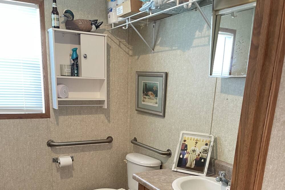 Photo of Bathroom in Boothville-Venice