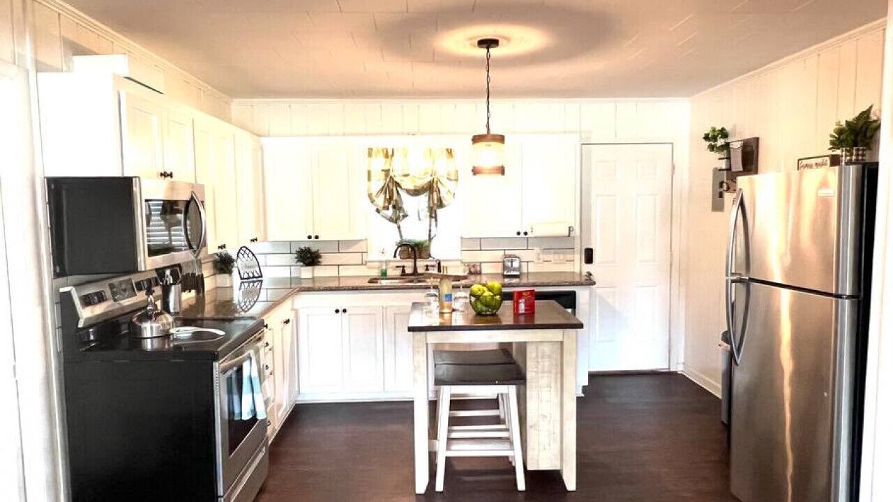 Photo of Kitchen in Abbeville