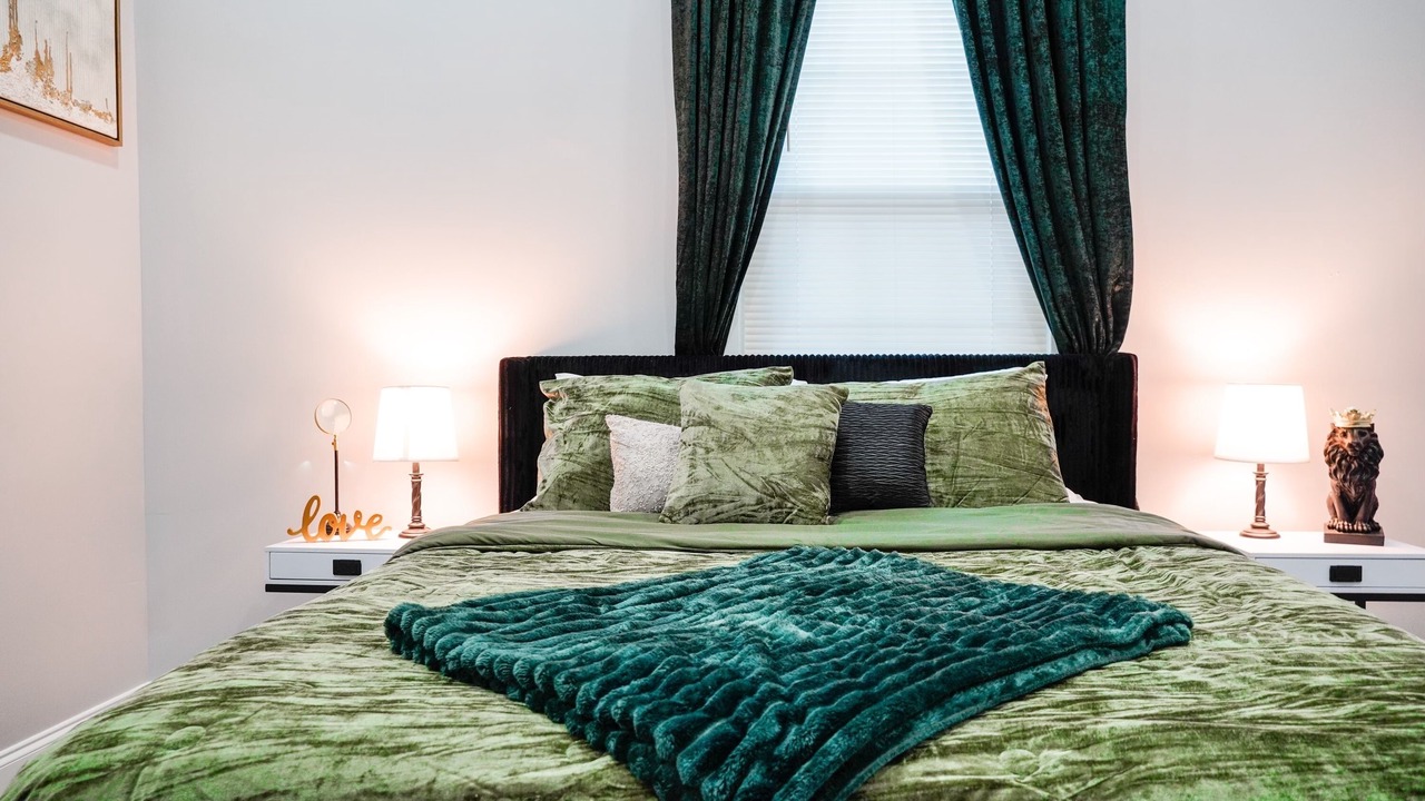 Photo of Bedroom in U.S. Naval Base