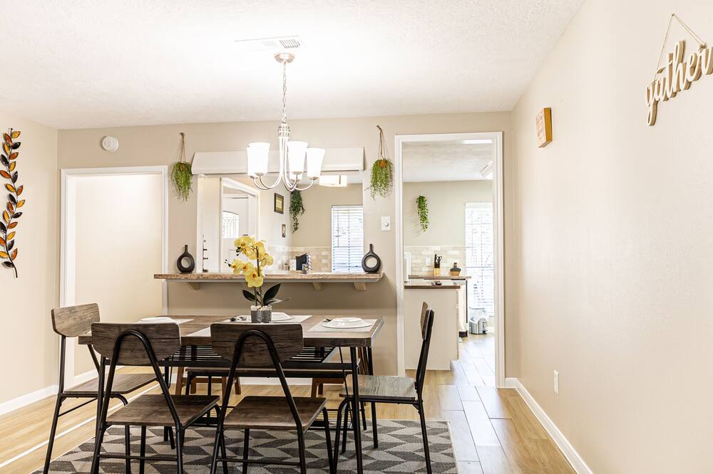 Photo of Kitchen in Nassau Bay