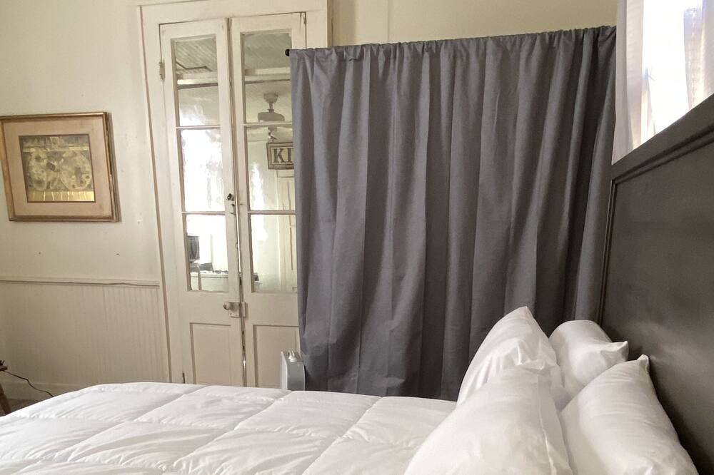 Photo of Bedroom in Donaldsonville