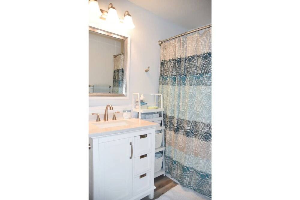 Photo of Bathroom in Gautier