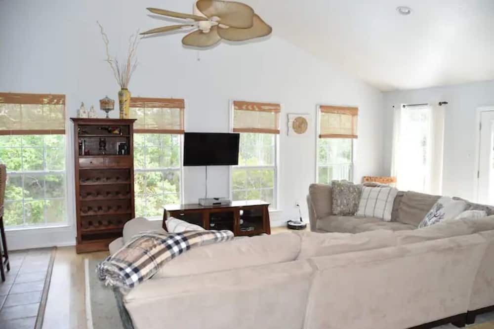 Photo of Bedroom in Gautier