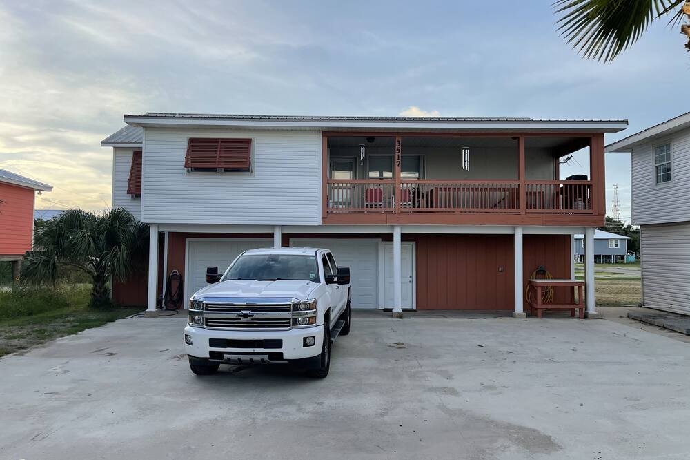 Photo of Others in Grand Isle