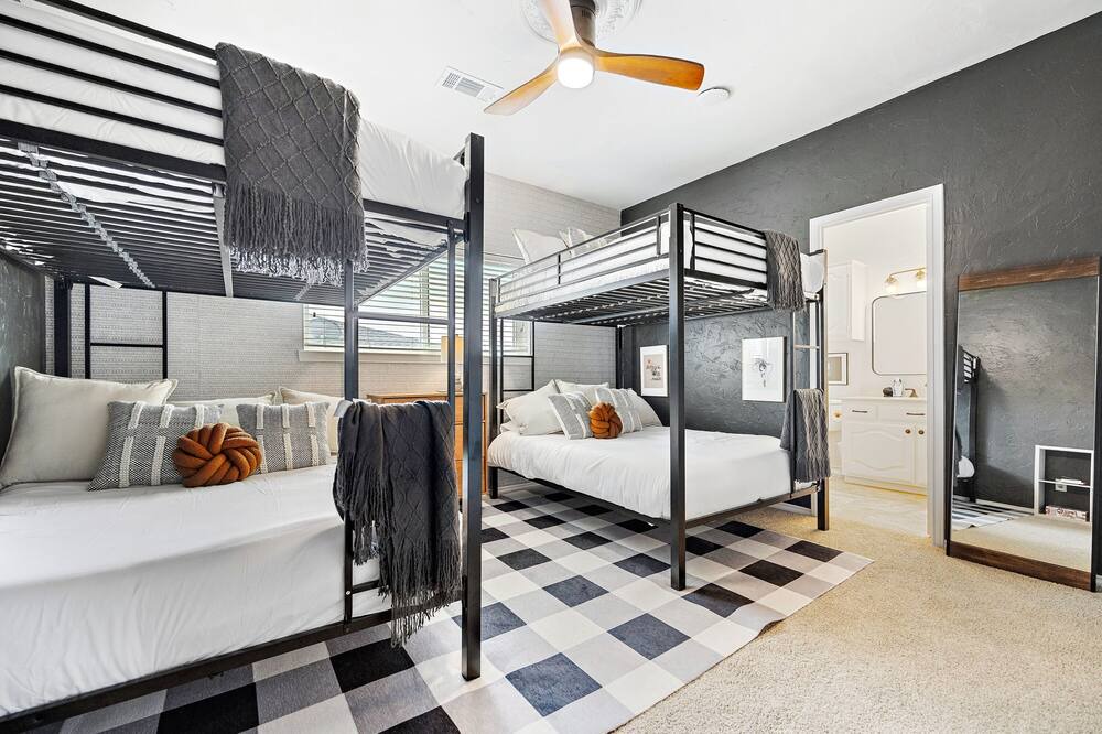Photo of Bedroom in Rockwall