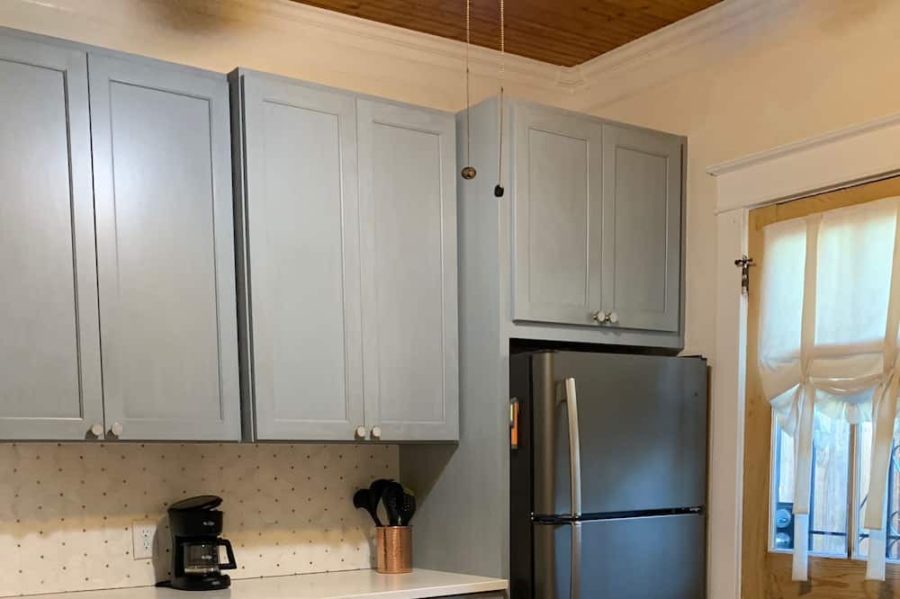 Photo of Kitchen in Leonidas