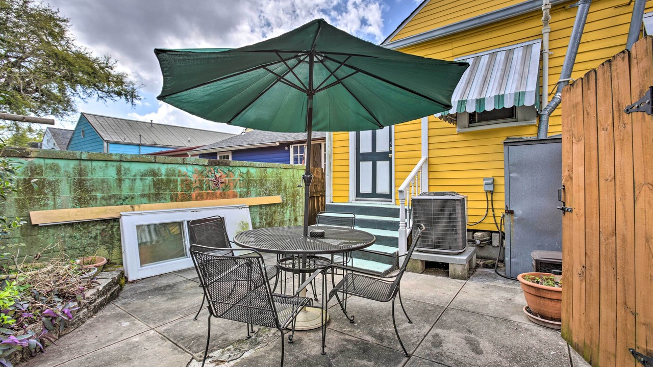 Photo of Outdoor in Algiers Point