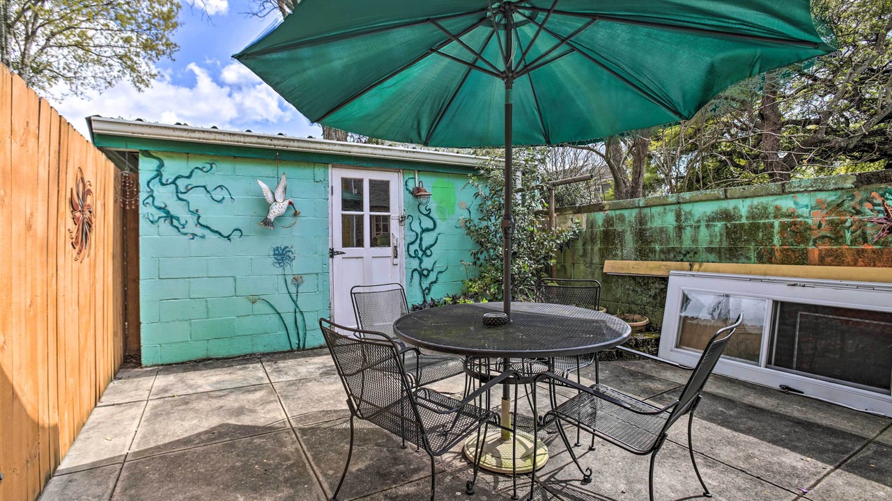 Photo of Outdoor in Algiers Point