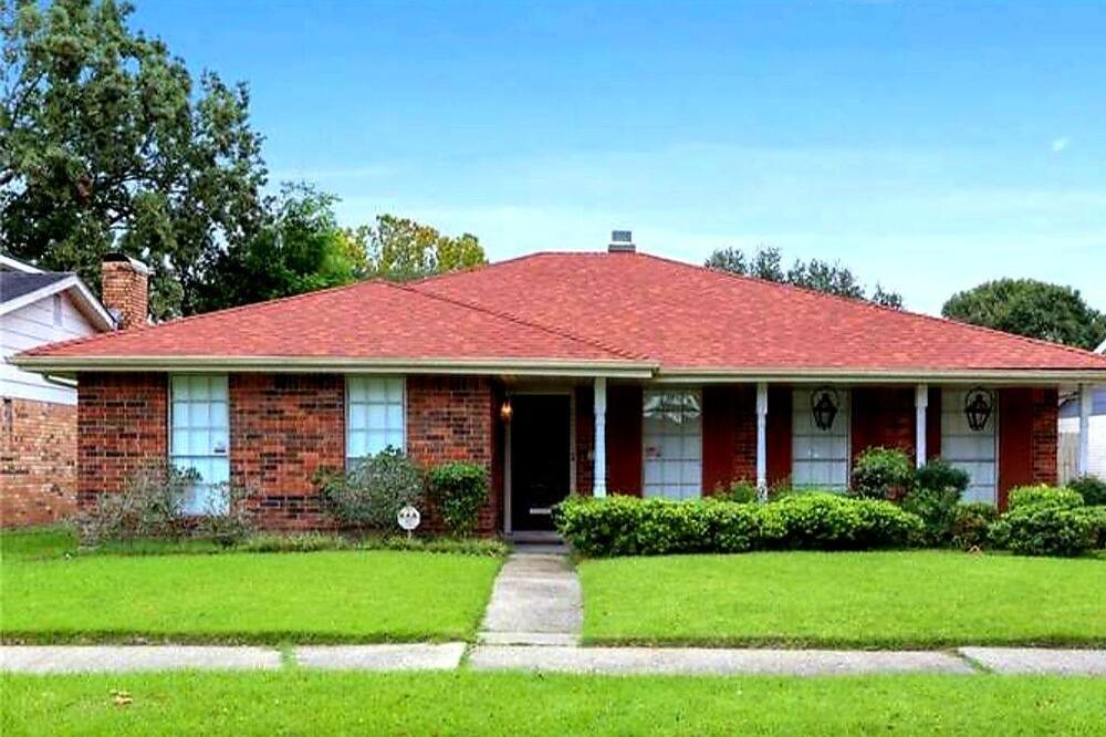Photo of Outdoor in Old Aurora